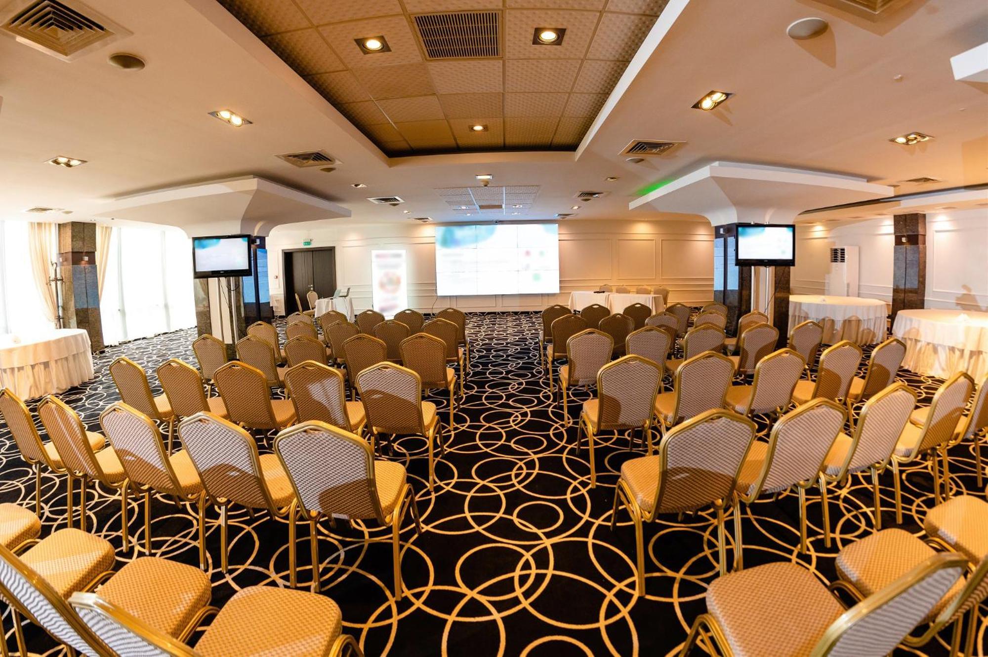 Business Hotel Conference Center & Spa Targu Mures Exterior photo